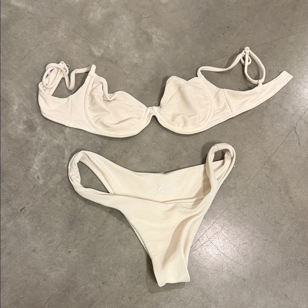 SAME Cream Bikini ribbed Set